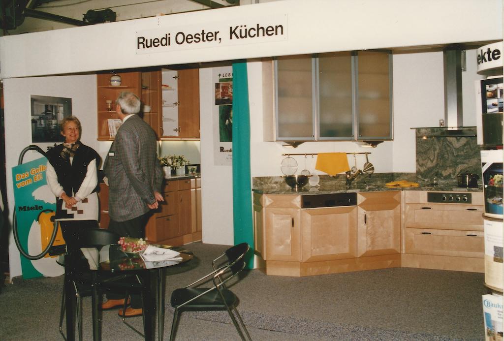Oester Stand an der Gewerbeausstellung GALA Langenthal 1990